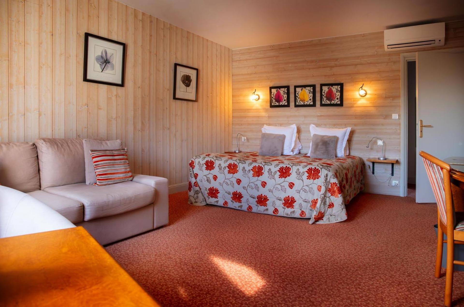 Saint-Ouen-les-Vignes L'Aubiniere Hotel Restaurant & Spa מראה חיצוני תמונה