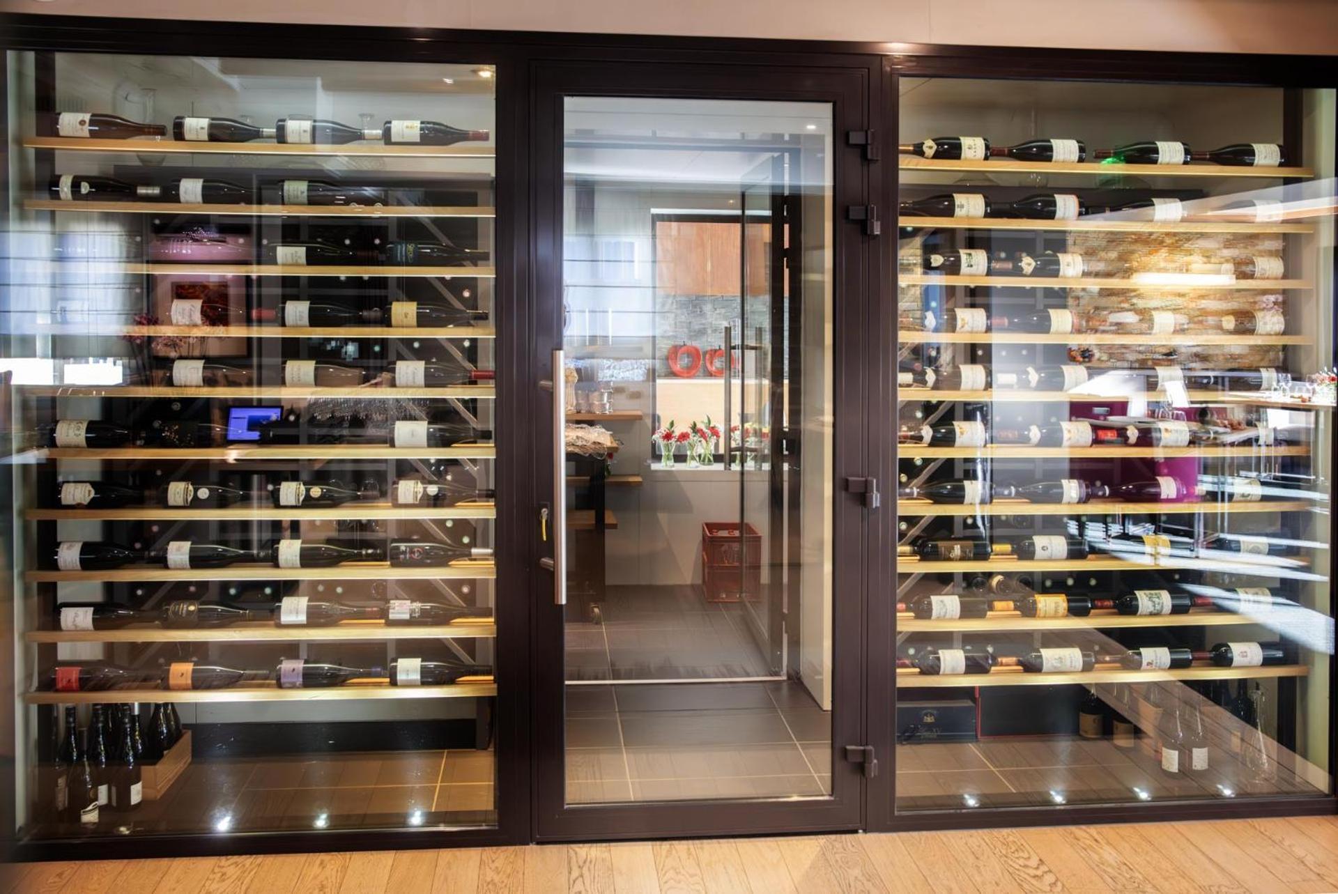 Saint-Ouen-les-Vignes L'Aubiniere Hotel Restaurant & Spa מראה חיצוני תמונה