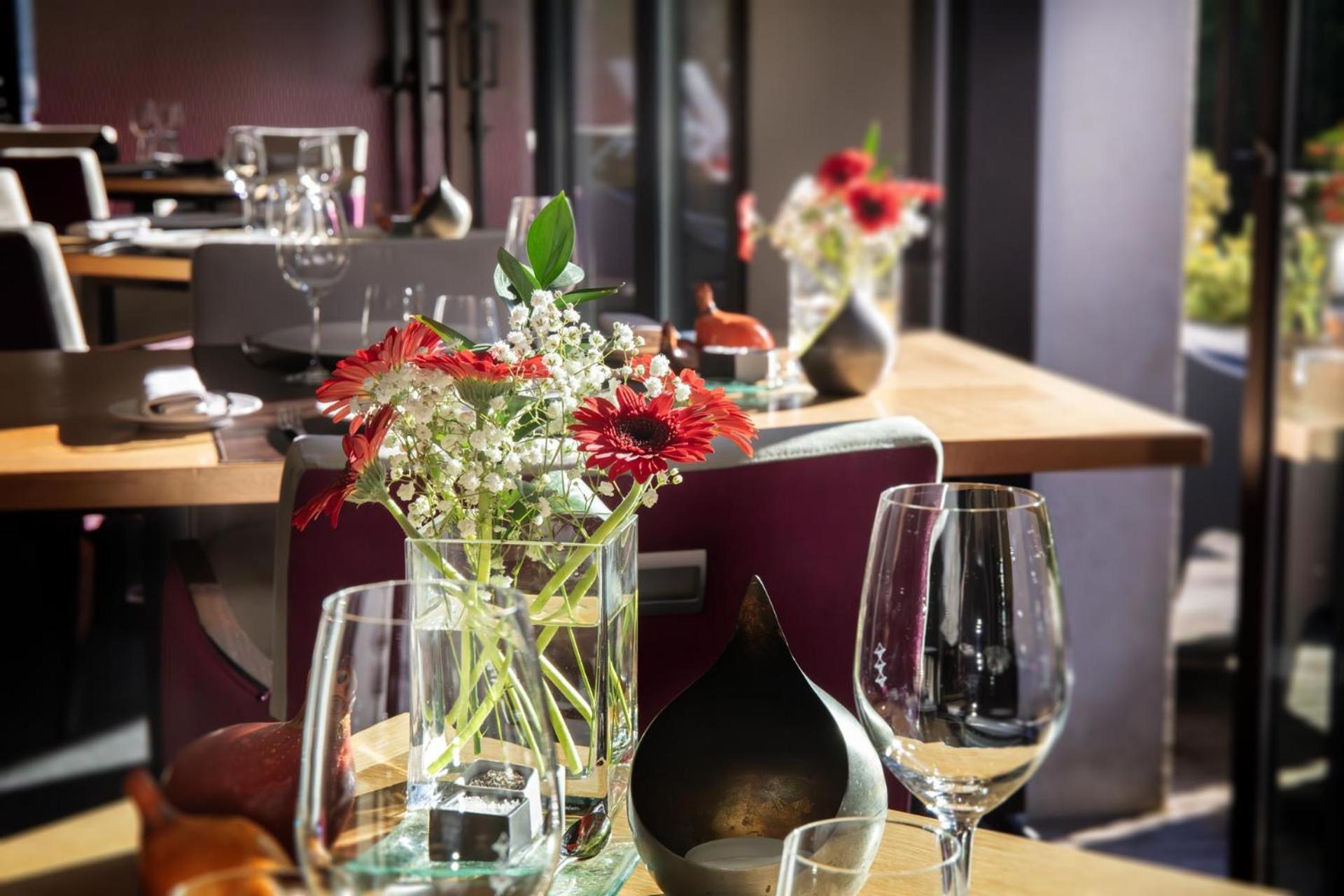 Saint-Ouen-les-Vignes L'Aubiniere Hotel Restaurant & Spa מראה חיצוני תמונה