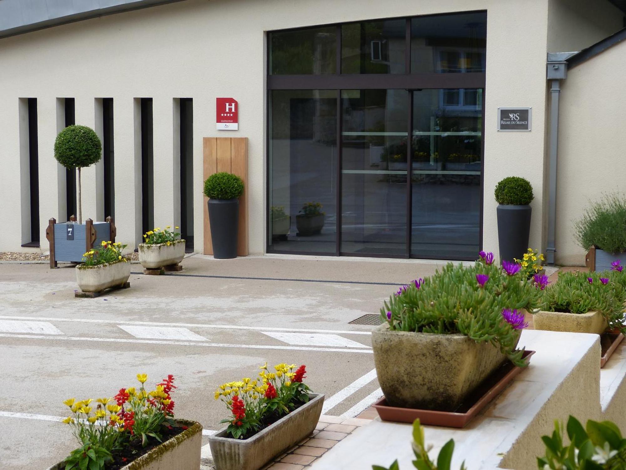 Saint-Ouen-les-Vignes L'Aubiniere Hotel Restaurant & Spa מראה חיצוני תמונה