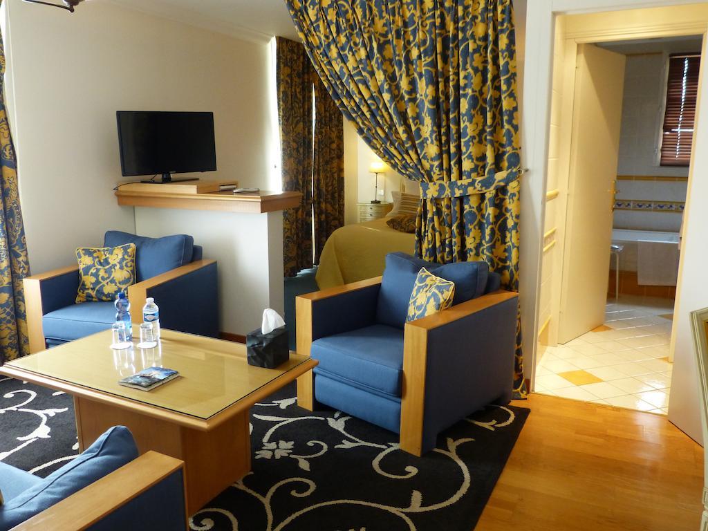 Saint-Ouen-les-Vignes L'Aubiniere Hotel Restaurant & Spa חדר תמונה