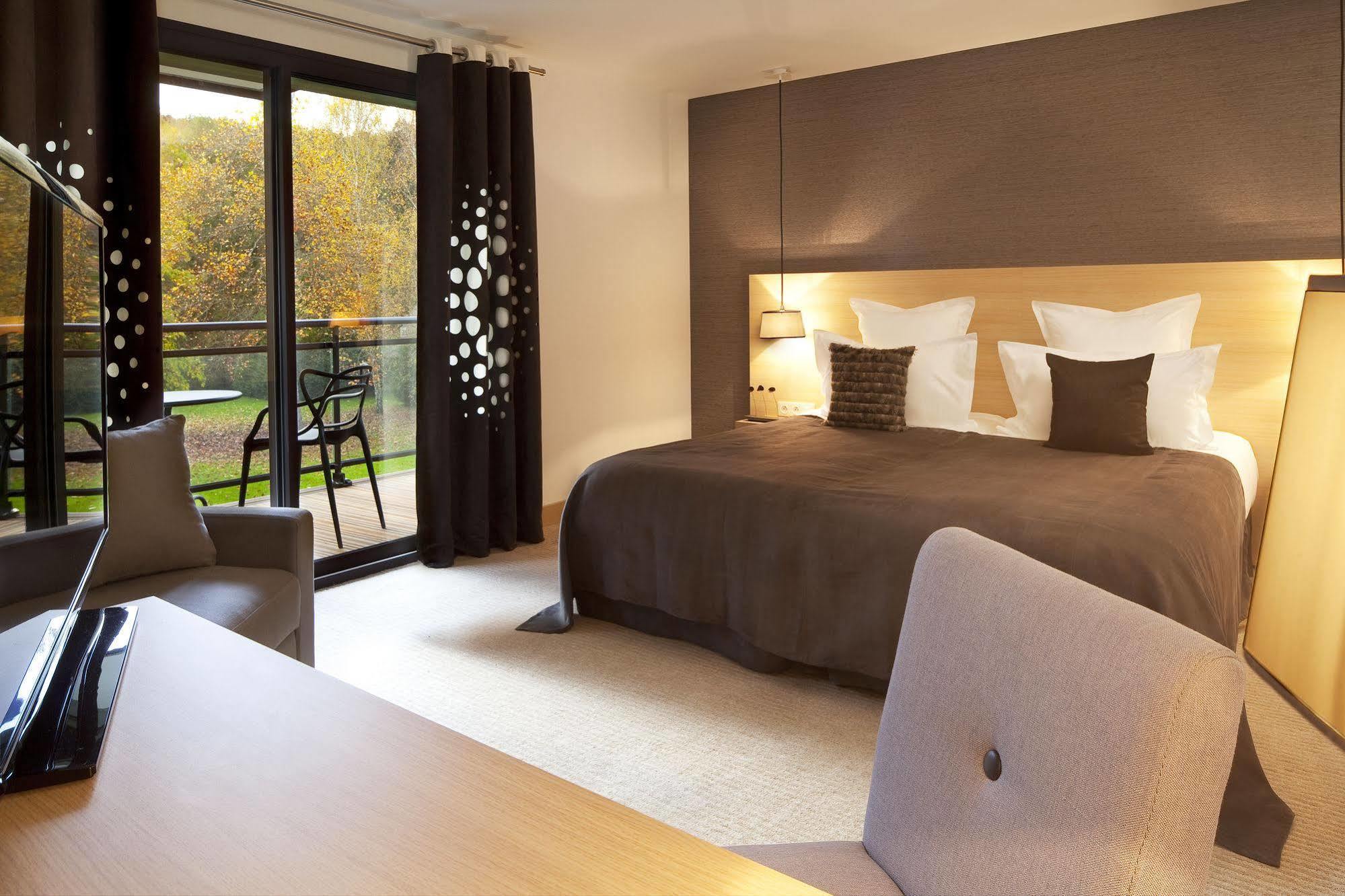 Saint-Ouen-les-Vignes L'Aubiniere Hotel Restaurant & Spa מראה חיצוני תמונה