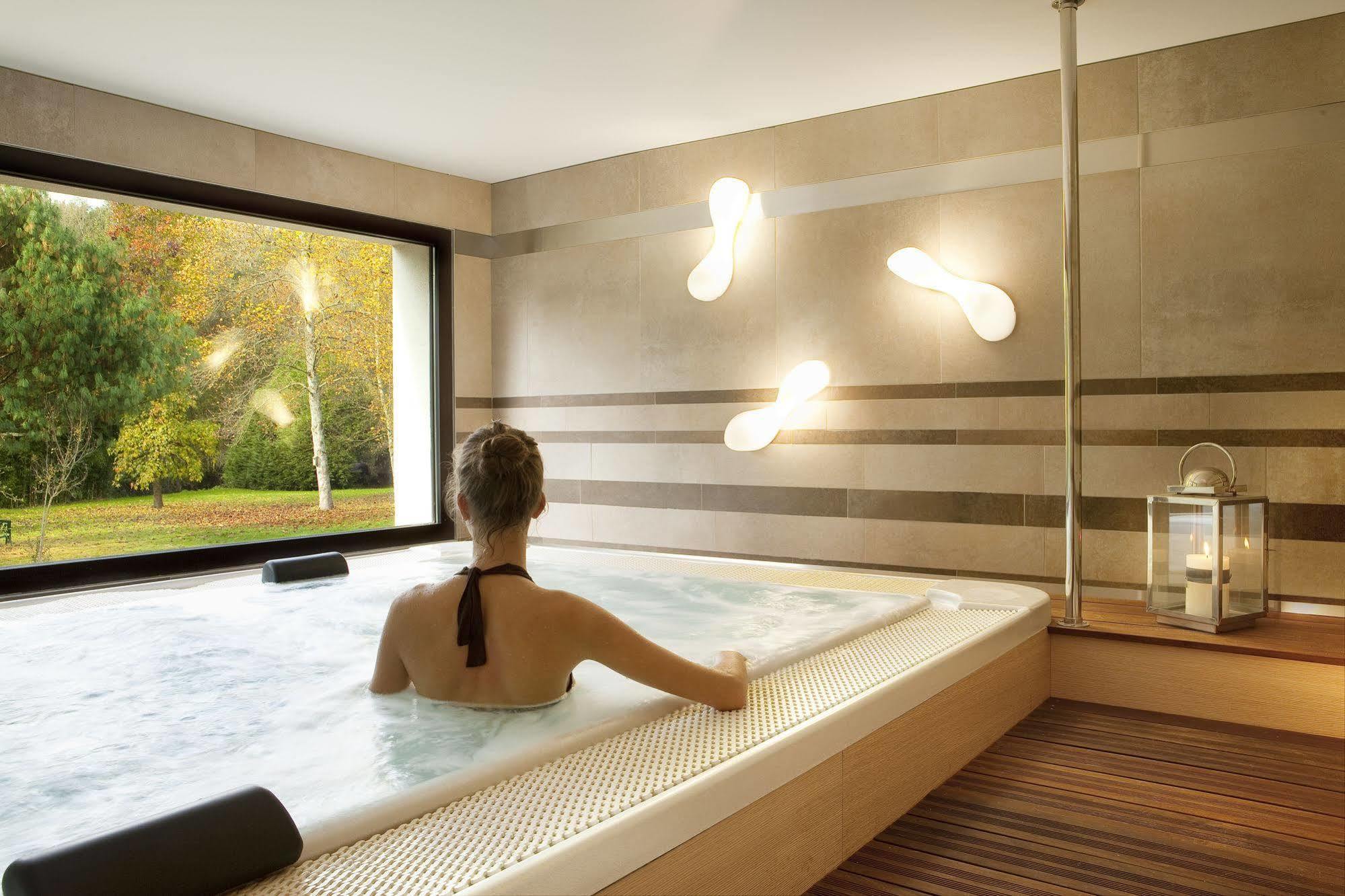 Saint-Ouen-les-Vignes L'Aubiniere Hotel Restaurant & Spa מראה חיצוני תמונה