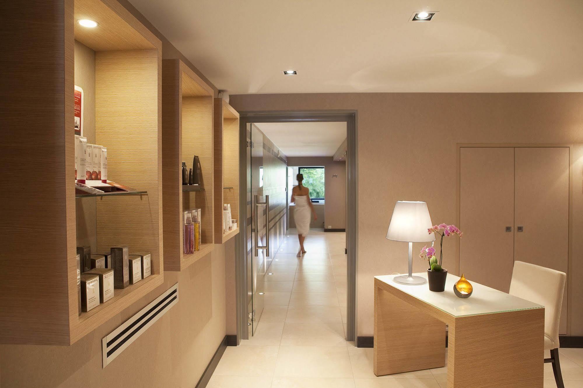 Saint-Ouen-les-Vignes L'Aubiniere Hotel Restaurant & Spa מראה חיצוני תמונה